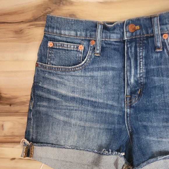 NWOT Madewell Distressed Shorts - Picture 8 of 13